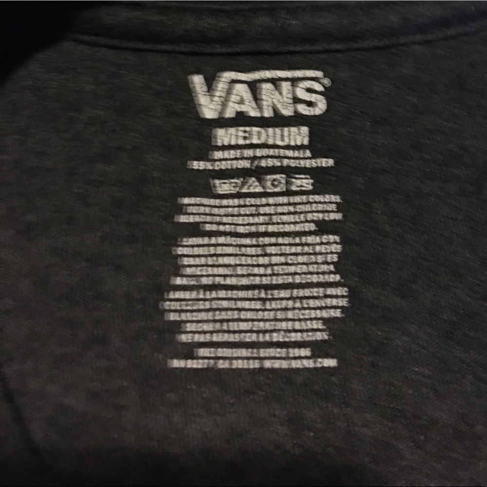 VANS Pocket Tshirt Size Medium - Picture 2 of 3